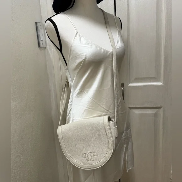Tory Burch Cream Leather Serif T Crossbody Saddle Bag Purse - Picture 16 of 16